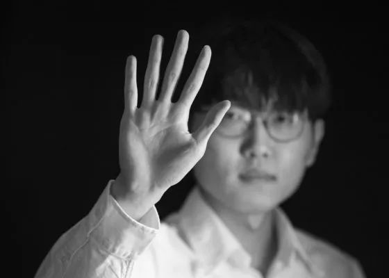 亚洲乱码一二三四区麻豆